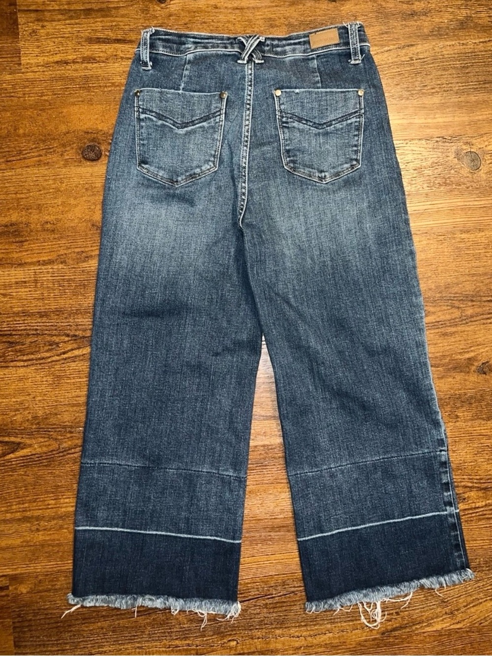 Judy Blue Wide Leg Cropped Jeans High Waist Stretch Frayed Hem Denim Size 29 - Picture 2 of 6
